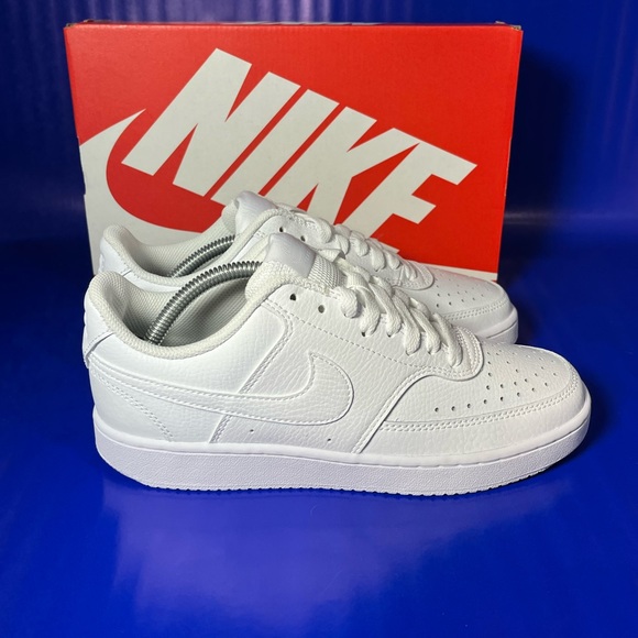 NEW Nike Court Vision Low Triple White Women’s Sneaker Fast Shipping - Picture 4 of 8
